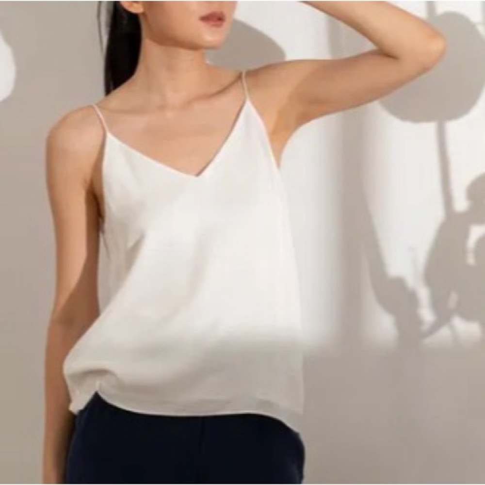 Grana Silk V neck camisole